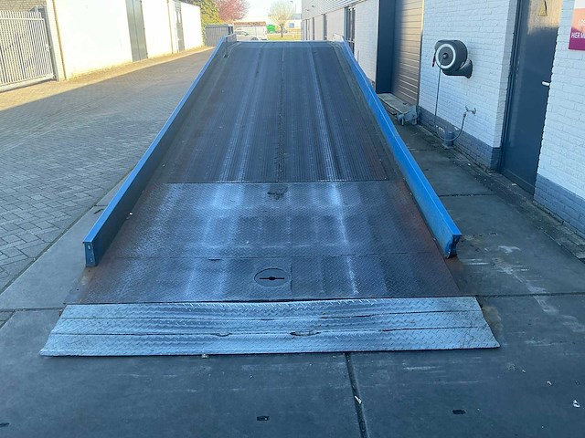 2015 arch auto wcm 1e 12 ton laadbrug - afbeelding 16 van  21