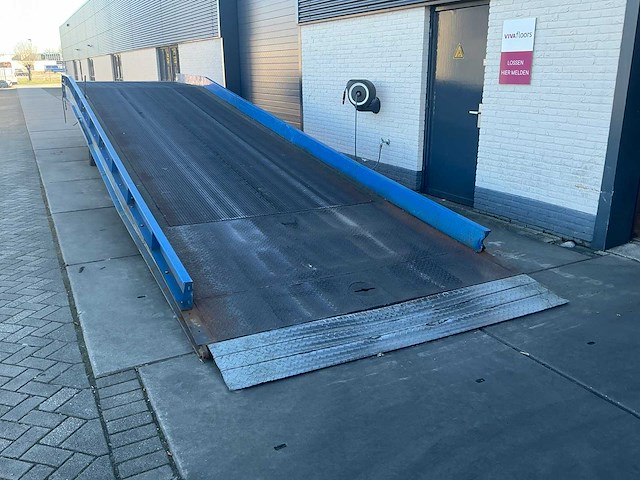 2015 arch auto wcm 1e 12 ton laadbrug - afbeelding 17 van  21