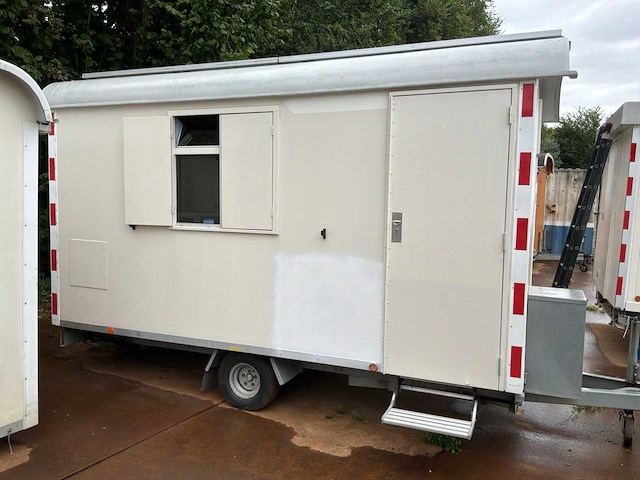 2015 atec mobiele schaftkeet met zonnepanelen en lithium accusysteem - afbeelding 34 van  41