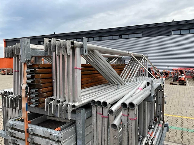 2015 atec pl1 gevelsteiger aanhangwagen - afbeelding 1 van  24