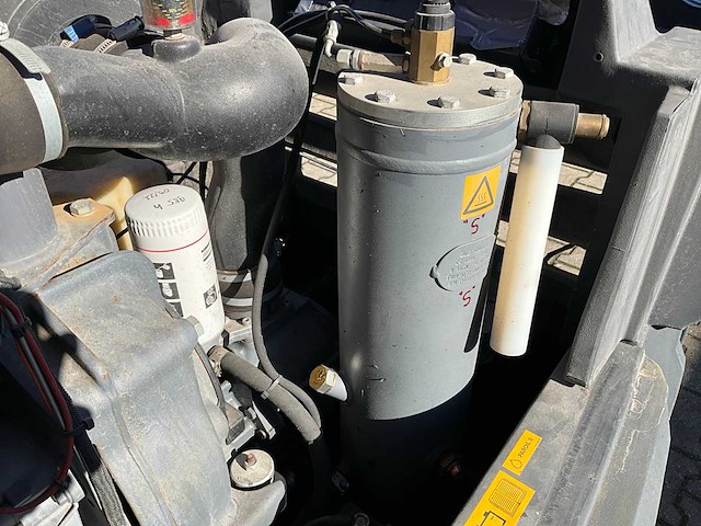 2015 atlas copco xas57 compressor aanhangwagen - afbeelding 6 van  15