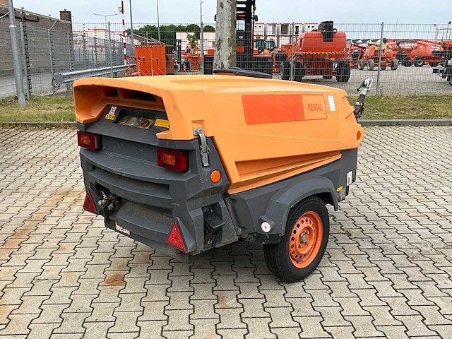 2015 atlas copco xas57 compressor aanhangwagen - afbeelding 17 van  21