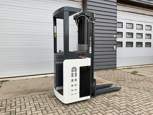 2015 atlet ergo a/160sdtfvsn540 stapelaar - afbeelding 1 van  14