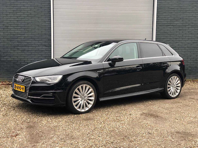 2015 audi a3 e-tron sportback personenauto - afbeelding 1 van  14