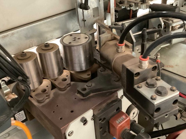 2015 biesse akron 1310 kantenaanlijmmachine - afbeelding 7 van  17