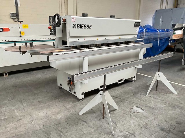 2015 biesse akron 1310 kantenaanlijmmachine - afbeelding 16 van  17