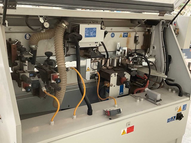 2015 biesse akron 1310 kantenaanlijmmachine - afbeelding 17 van  17
