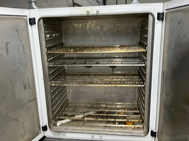 2015 binder fed720 droog & verwarmingsoven - afbeelding 6 van  9