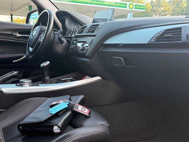 2015 bmw 1-serie 116d ede sport personenauto - afbeelding 6 van  17