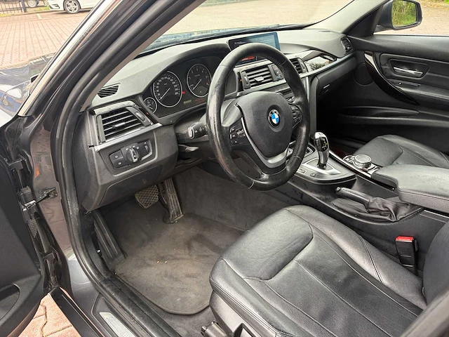 2015 bmw 3-serie touring 318d m sport he. personenauto - afbeelding 34 van  111