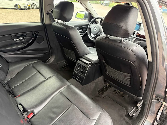 2015 bmw 3-serie touring 318d m sport he. personenauto - afbeelding 32 van  66