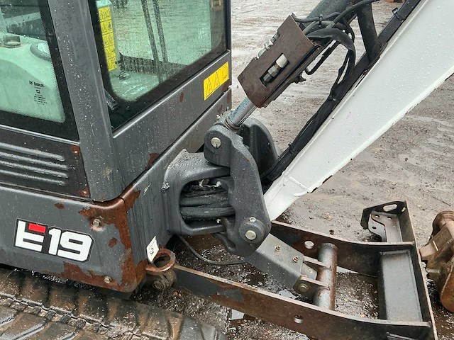 2015 bobcat e19 minigraafmachine - afbeelding 14 van  35