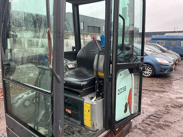 2015 bobcat e19 minigraafmachine - afbeelding 15 van  35