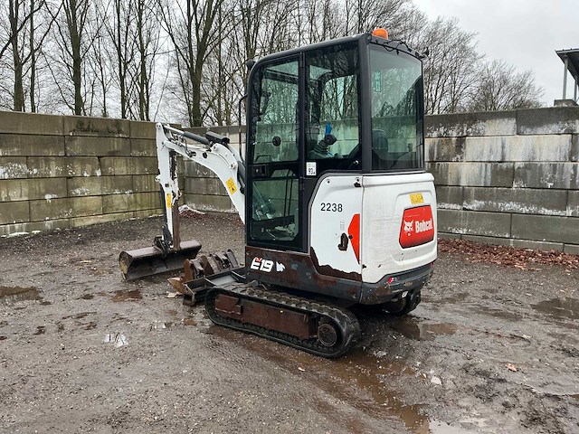 2015 bobcat e19 minigraafmachine - afbeelding 23 van  35