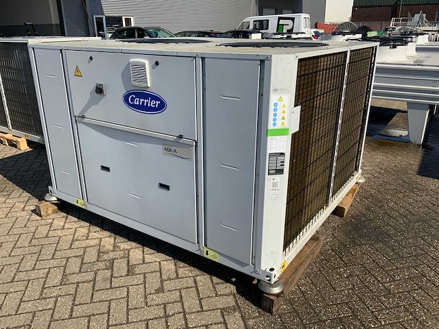 2015 carrier 30rqs-120a0114-pe chiller - afbeelding 1 van  8