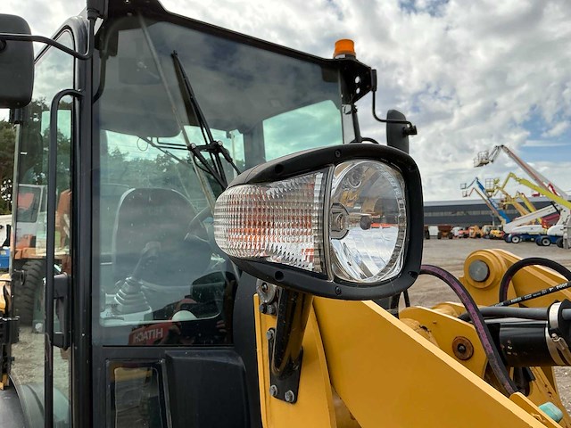 2015 caterpillar 906h shovel - afbeelding 17 van  37