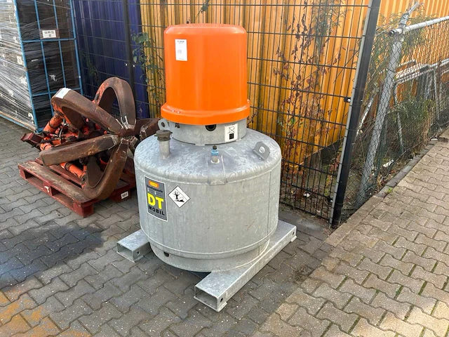 2015 cemo dt mobil 400 dieseltank - afbeelding 2 van  9