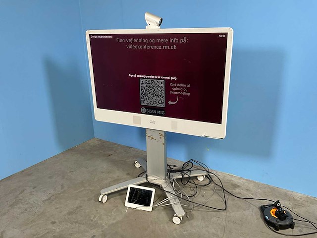 2015 cisco mx300 telepresence 55” conference systeem - afbeelding 1 van  3