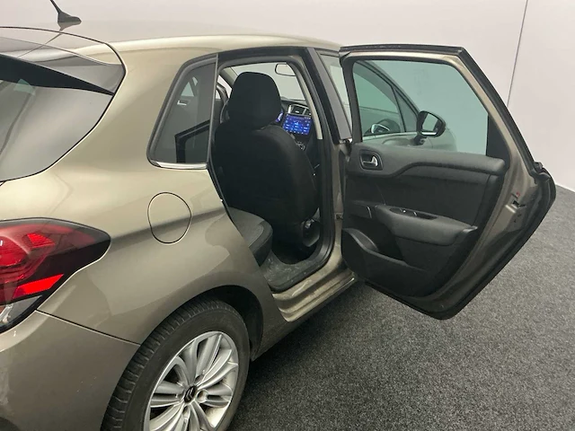 2015 citroen c4 1.2 puret.feel coll. personenauto - afbeelding 28 van  41