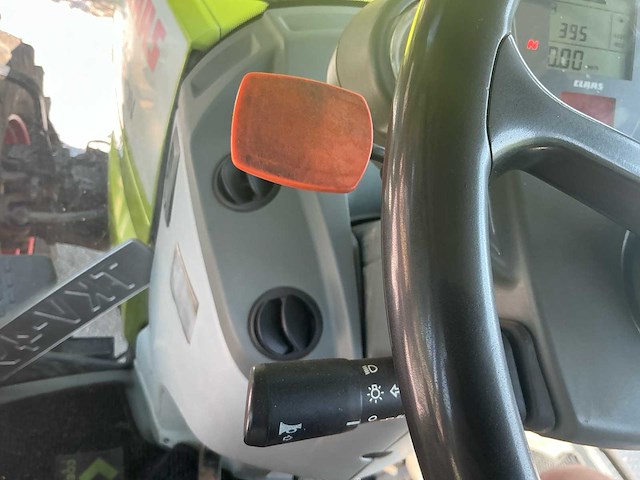 2015 claas a37 640 arion vierwielaangedreven landbouwtractor - afbeelding 14 van  30