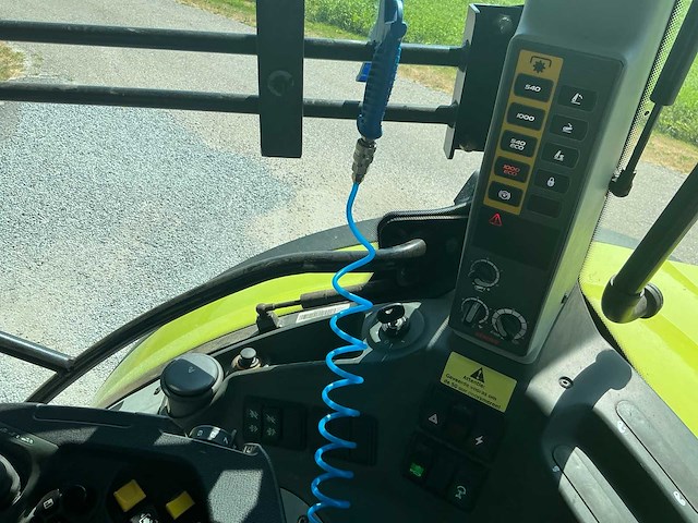 2015 claas a37 640 arion vierwielaangedreven landbouwtractor - afbeelding 19 van  30