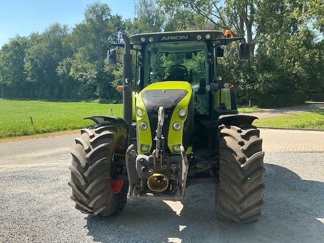 2015 claas a37 640 arion vierwielaangedreven landbouwtractor - afbeelding 12 van  30