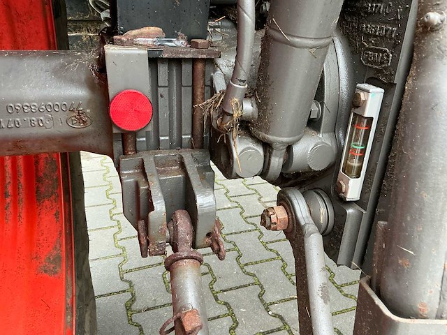 2015 claas axos 320 / a62 vierwielaangedreven landbouwtractor - afbeelding 22 van  46