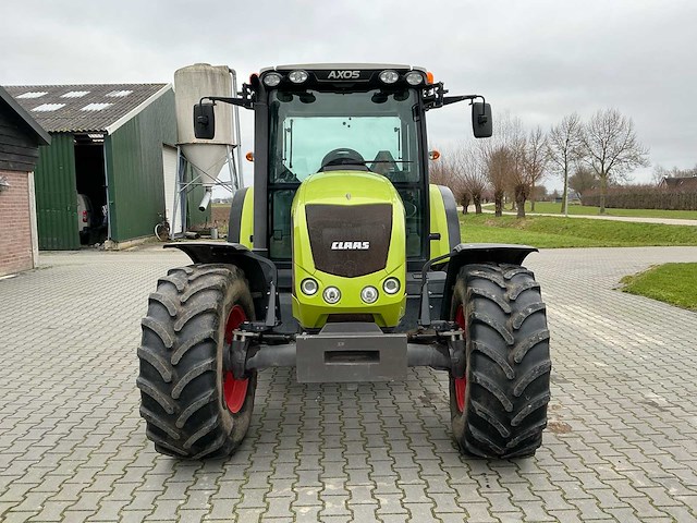 2015 claas axos 320 / a62 vierwielaangedreven landbouwtractor - afbeelding 2 van  46