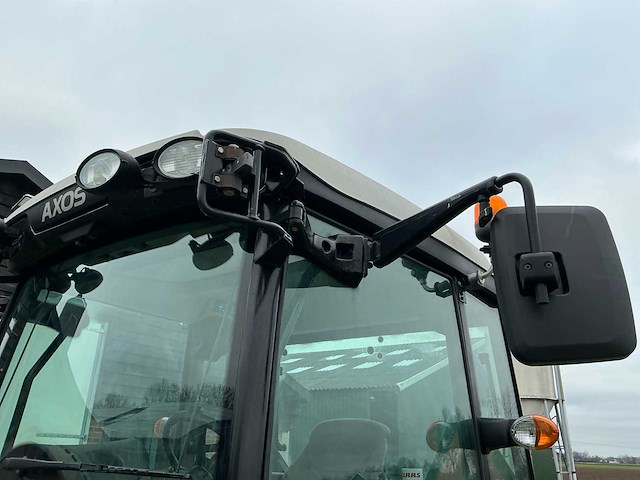 2015 claas axos 320 / a62 vierwielaangedreven landbouwtractor - afbeelding 32 van  46