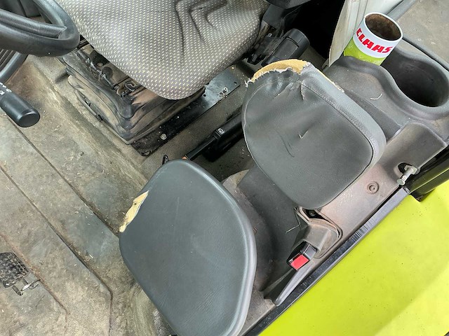 2015 claas axos 320 / a62 vierwielaangedreven landbouwtractor - afbeelding 35 van  46