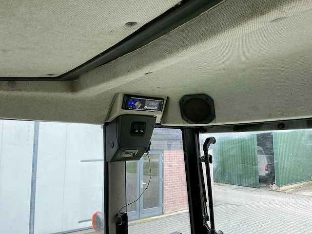 2015 claas axos 320 / a62 vierwielaangedreven landbouwtractor - afbeelding 37 van  46