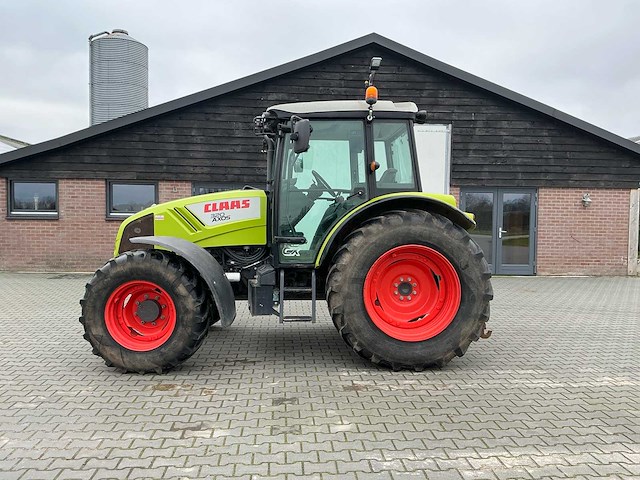 2015 claas axos 320 / a62 vierwielaangedreven landbouwtractor - afbeelding 7 van  46