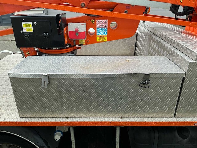 2015 cmc tbj 135l - 13.5 m werkhoogte autohoogwerker - afbeelding 32 van  44