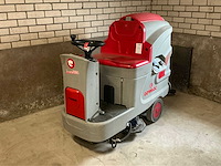 2015 comac innova 100b zelfrijdende veegmachine - afbeelding 1 van  9