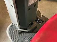 2015 comac innova 100b zelfrijdende veegmachine - afbeelding 5 van  10