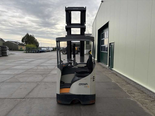 2015 crown esr 5240-14 reach truck - afbeelding 7 van  11