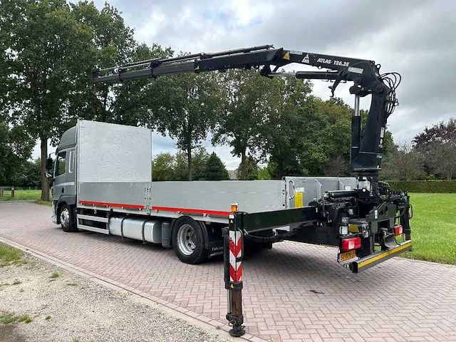 2015 daf cf 370 atlas laadkraan euro 6 vrachtwagen - afbeelding 10 van  14