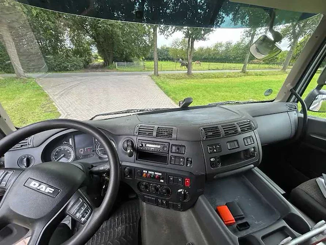 2015 daf cf 370 atlas laadkraan euro 6 vrachtwagen - afbeelding 5 van  14