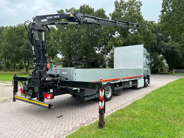 2015 daf cf 370 atlas laadkraan euro 6 vrachtwagen - afbeelding 11 van  14