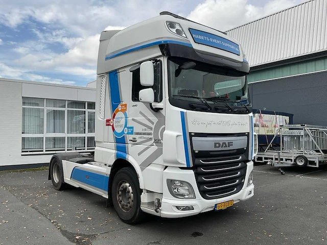 2015 daf xf 18-410 superspacecab vrachtwagen (c) - afbeelding 32 van  34