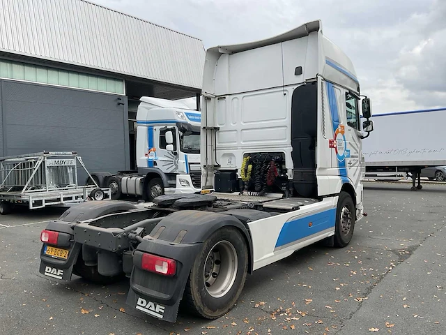 2015 daf xf 18-410 superspacecab vrachtwagen (c) - afbeelding 34 van  34