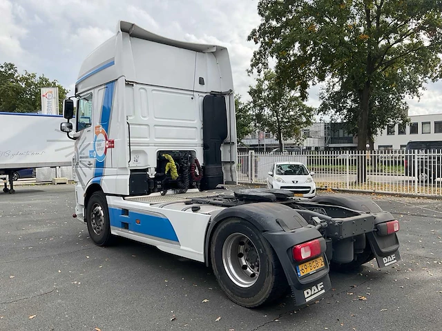 2015 daf xf 18-410 superspacecab vrachtwagen (c) - afbeelding 27 van  34