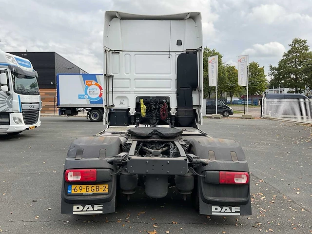 2015 daf xf 18-410 superspacecab vrachtwagen (c) - afbeelding 23 van  34
