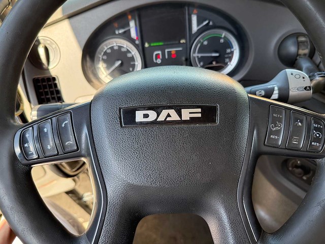 2015 daf xf 510 sc 6x2 hiab 22t haakarm euro 6truck - afbeelding 24 van  30