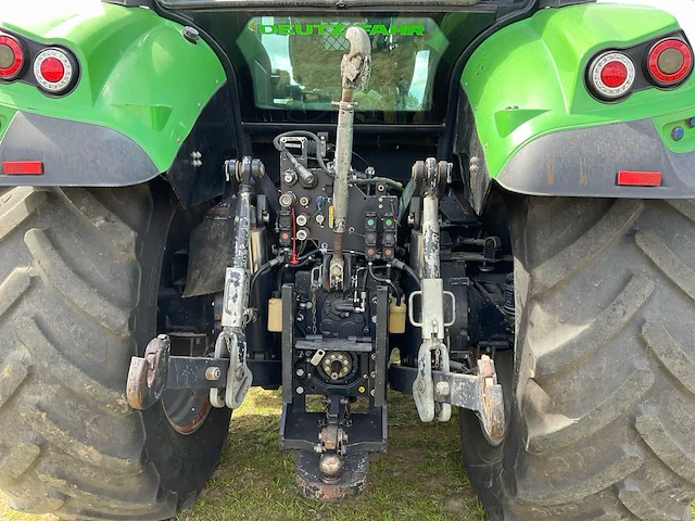 2015 deutz 7210 11v vierwielaangedreven landbouwtractor - afbeelding 13 van  41