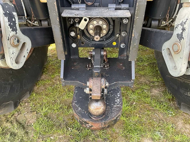2015 deutz 7210 11v vierwielaangedreven landbouwtractor - afbeelding 14 van  41
