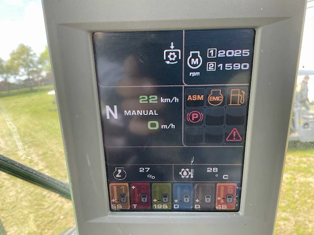 2015 deutz 7210 11v vierwielaangedreven landbouwtractor - afbeelding 35 van  41
