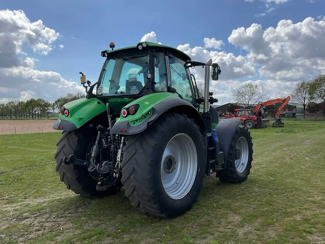 2015 deutz 7210 11v vierwielaangedreven landbouwtractor - afbeelding 37 van  41