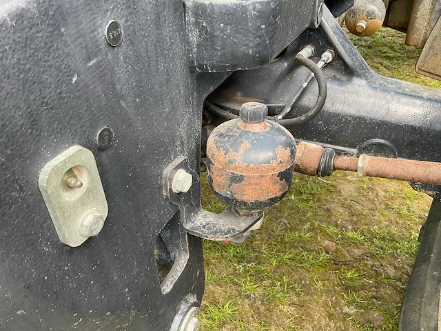 2015 deutz 7210 11v vierwielaangedreven landbouwtractor - afbeelding 2 van  28