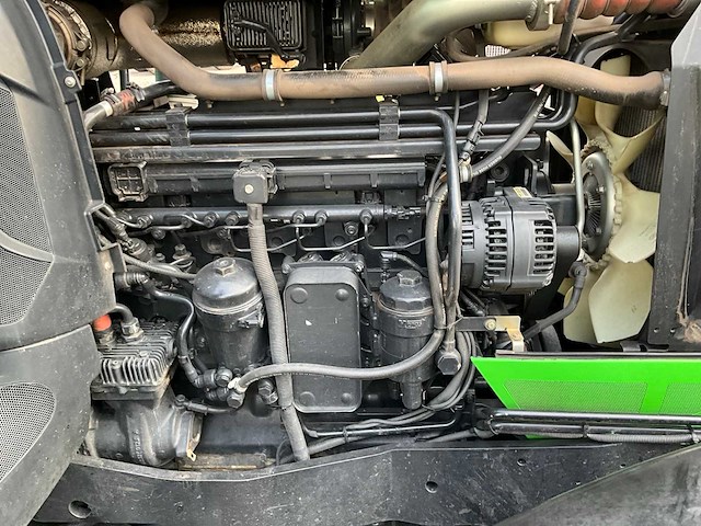 2015 deutz-fahr 6190 ttv vierwielaangedreven landbouwtractor - afbeelding 25 van  33
